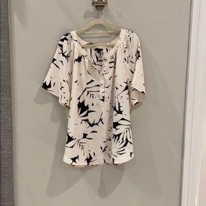 Anne Taylor Floral blouse